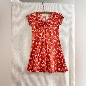 Chenault Girl Flower Dress.  Color- Coral                     Kids Size - 7